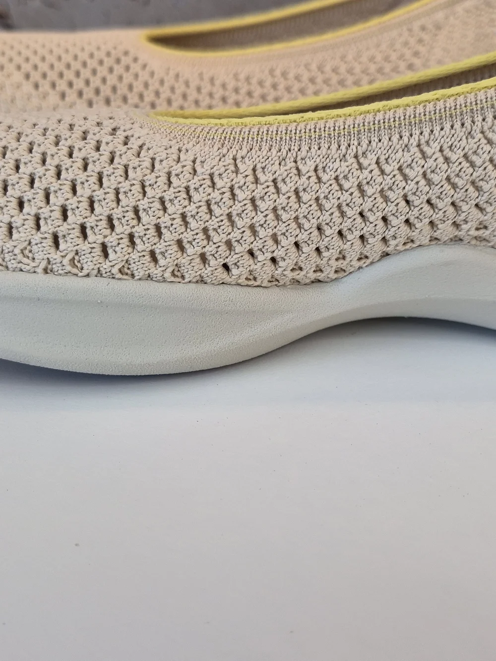 Vionic Women’s Beige Knit Slip-On Flats with Yellow Trim